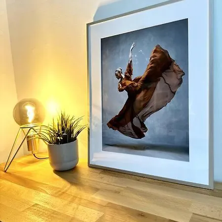 Апартаменты Artistic Sanctuary *