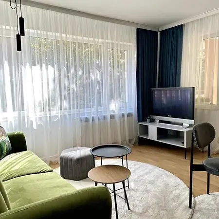 Apartment Artistic Sanctuary *